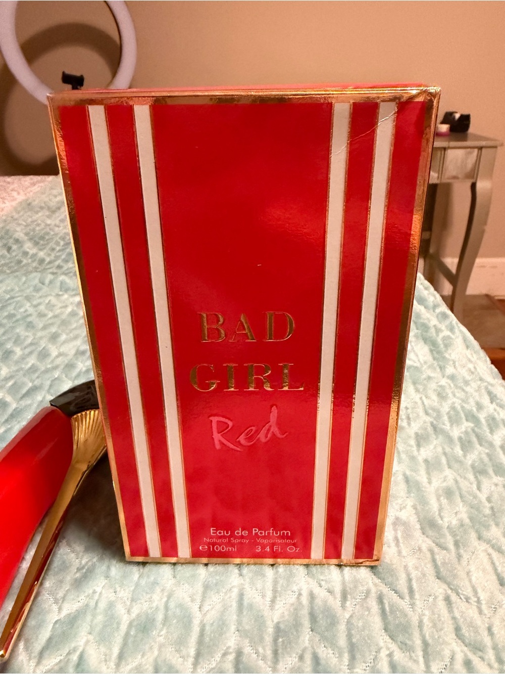 New Bad Girl Red Eau de Parfum  LIKE OR SIMILAR TO Carolina Herrer
